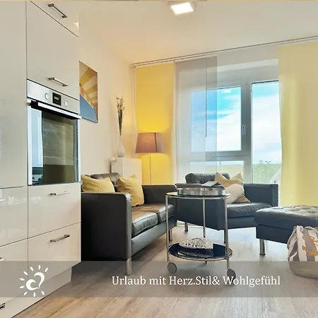 De Twargbutt Nordseeluft Vom Balkon Aus Schnuppern Apartmán Dorumer Neufeld