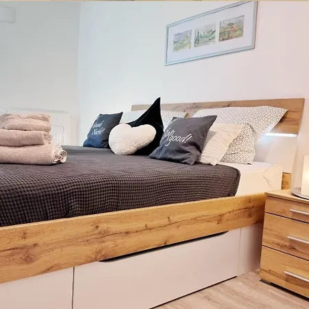 De Twargbutt Nordseeluft Vom Balkon Aus Schnuppern Dorumer Neufeld
